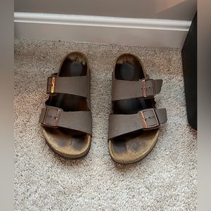 Birkenstock Arizona Sandals Brown size 39/8